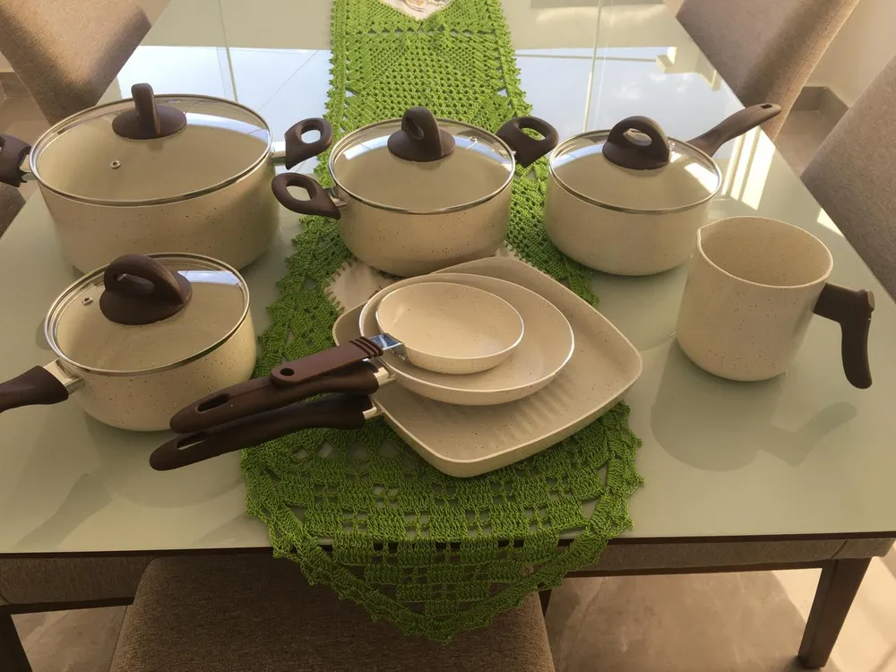 Jogo de Panelas Cerâmicas